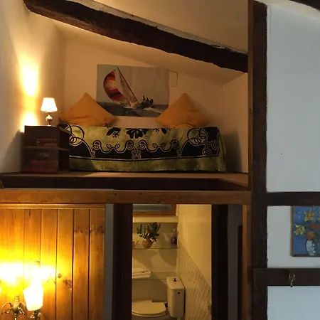 בית חווה Podere Conte Racani אמליה